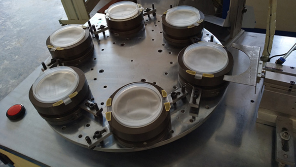 多工位自动转盘式超声波焊接设备
