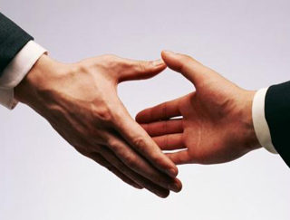 跟紧客户，不要丢单