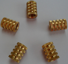 铜滚花螺母的固定安装