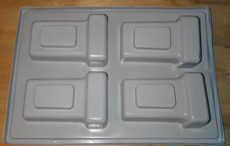 压塑瓶盖与注塑瓶盖的比较