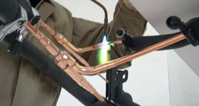 空调铜管焊接的方法与步骤