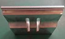印刷板条与片基连接超声波压焊模具加工视频