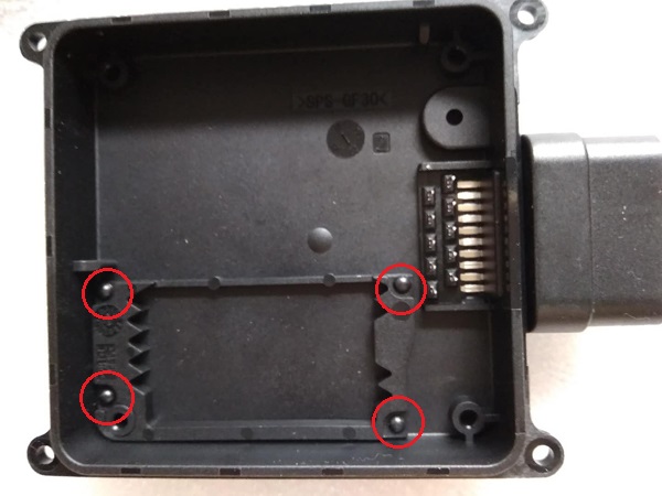 五金电子塑料产品热熔铆压图片