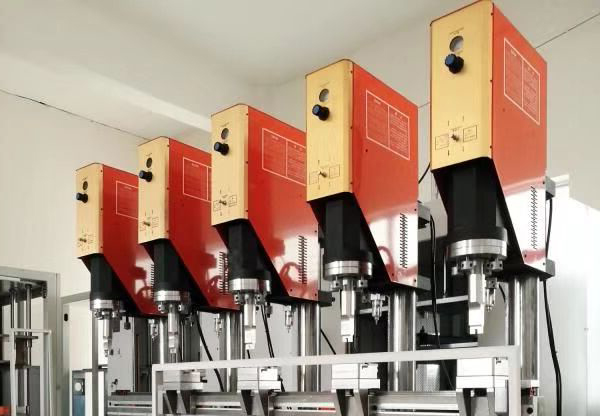 20k/2000w超声波塑料焊接机