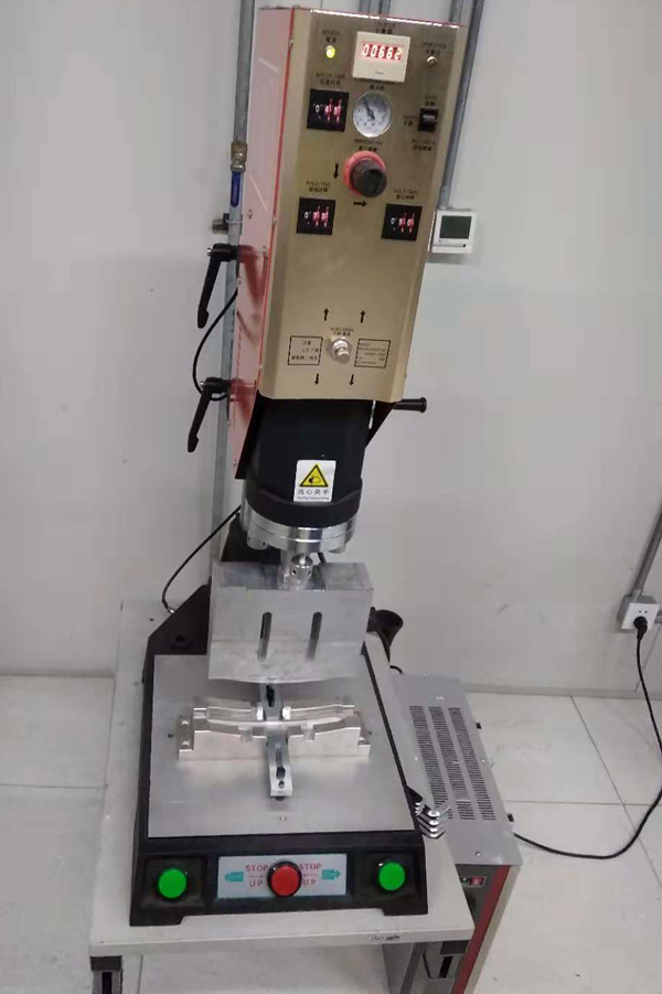 电器显示器外壳超声波塑焊（无锡）