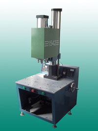 4200W超声波塑料焊接机