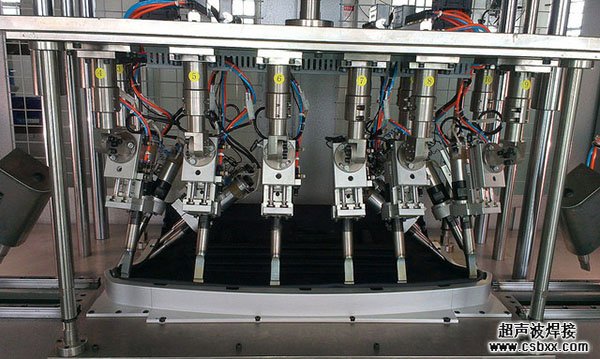 汽车衣帽架焊接设备