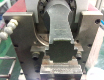 动力电池叠片焊机