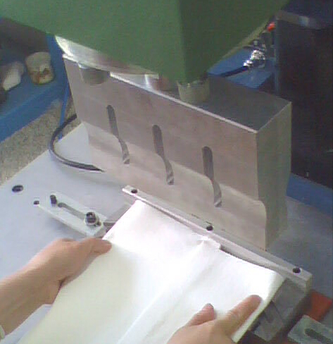 涤纶布滤袋焊接机