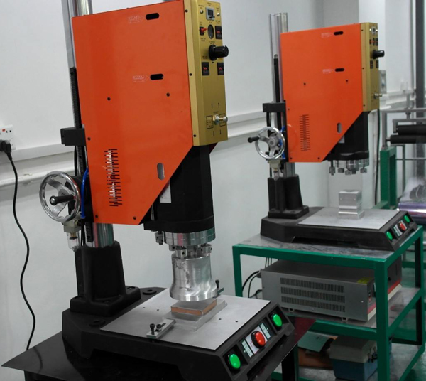 15K超声波塑料焊接机