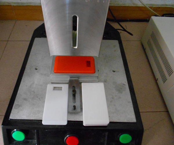 15K超声波塑料焊接机