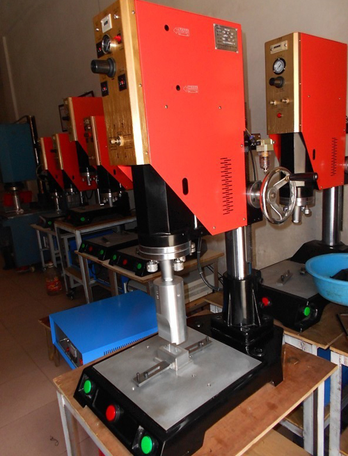 粘带扣超声波焊接机