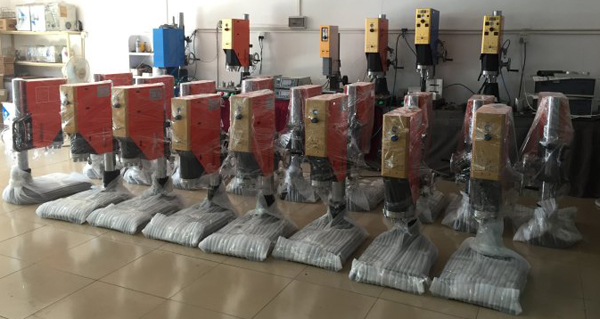 手机充电器焊接机