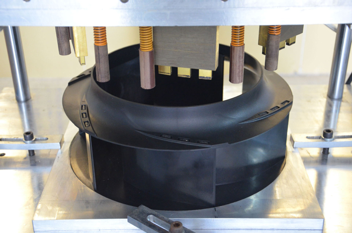 塑料电子产品热熔铆点机