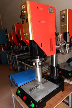 塑料过滤器焊接机