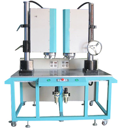 多头超声波焊接机